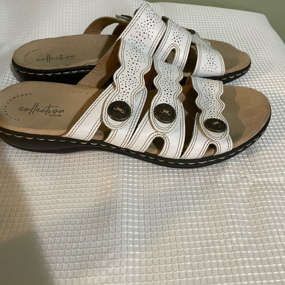 Clarks White and Black Leather Sandals - Picture 2 of 8